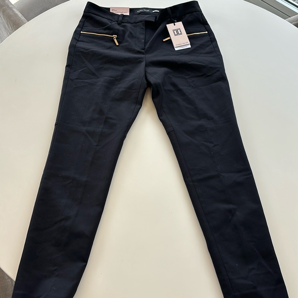 Navy blue trousers Ivanka Trump